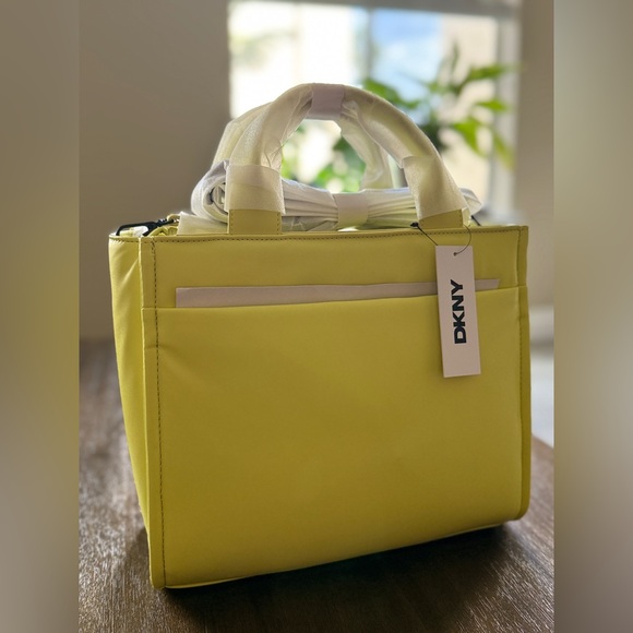 A unique and exclusive DKNY tote bag. - Picture 2 of 3